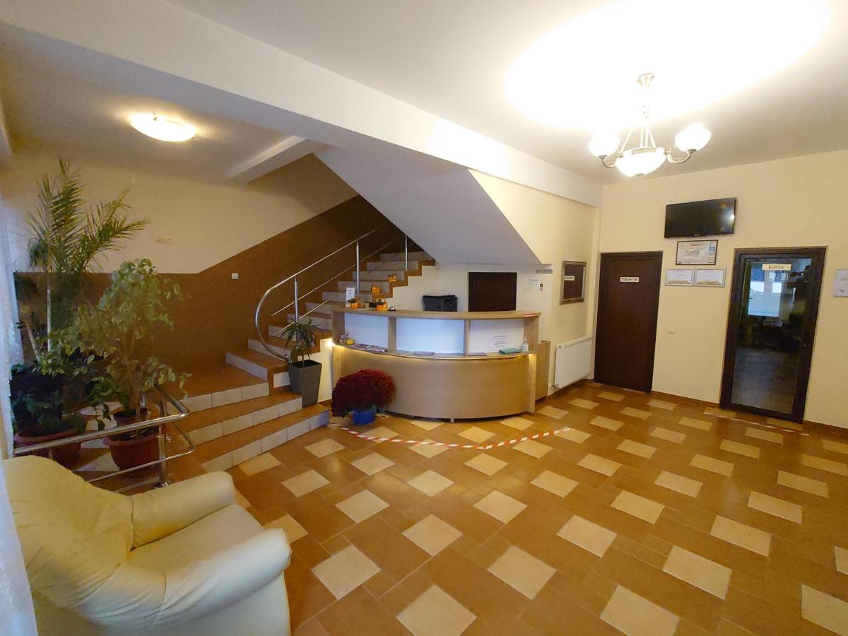 Pensiunea Musatinii Putna  Exterior foto